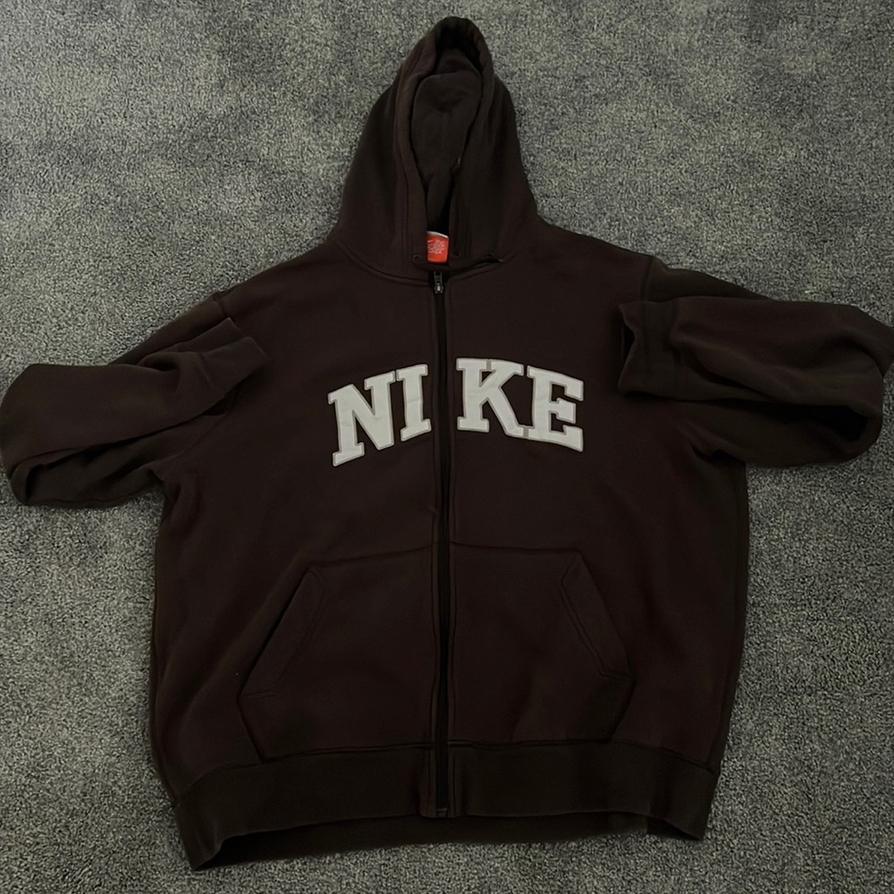 Brown nike vintage zip up